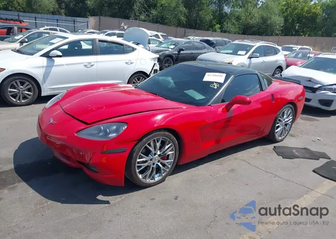 2005 Chevrolet Corvette z USA, uszkodzony, nr VIN 1G1YY24U355135884
